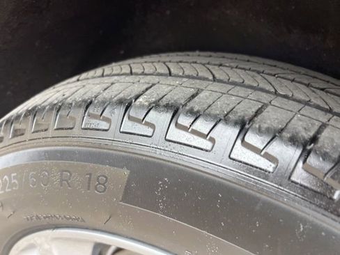 Certified 2023 Ford Escape ST-Line Select image 25