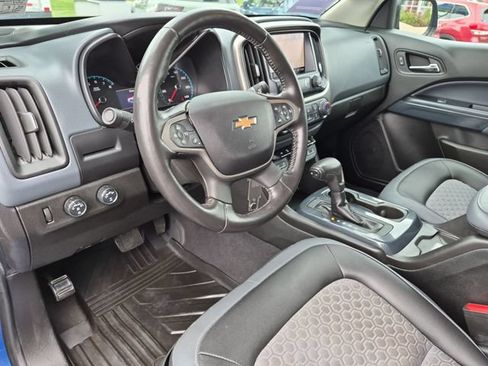 Used 2019 Chevrolet Colorado Z71 AWD/4WD image 12