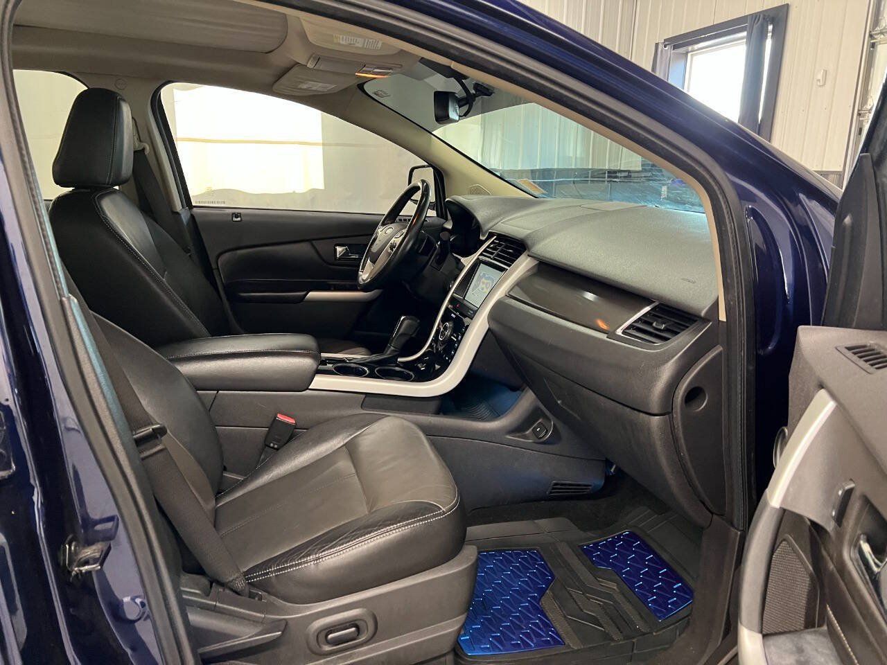 Used 2011 Ford Edge Sport w/ Canadian Touring Pkg AWD/4WD image 11