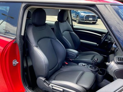 Certified 2024 MINI Cooper SE FWD image 8