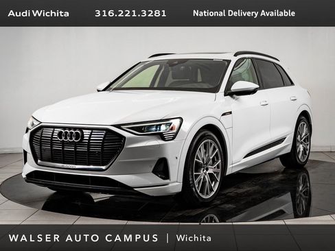 Used 2021 Audi e-tron Prestige w/ Prestige Package image 1