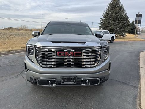 Used 2024 GMC Sierra 1500 Denali image 2