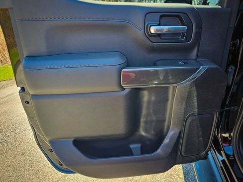 Used 2020 GMC Sierra 1500 AT4 w/ AT4 Premium Package AWD/4WD image 32