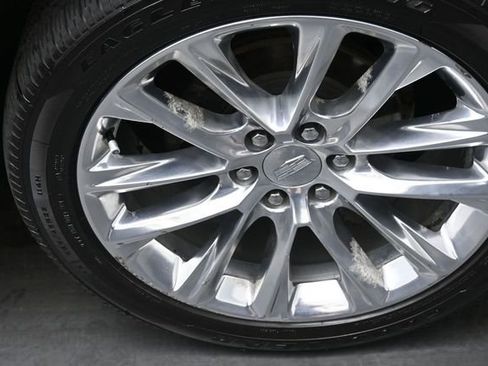 Used 2020 Cadillac Escalade Luxury AWD/4WD image 31