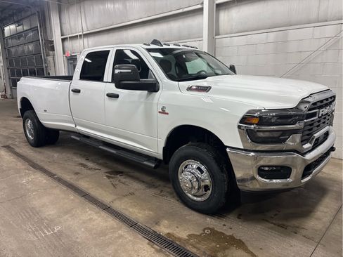 New 2026 RAM 3500 Tradesman image 2