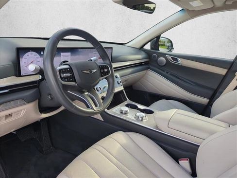 Used 2025 Genesis GV80 2.5T Advanced AWD/4WD image 5