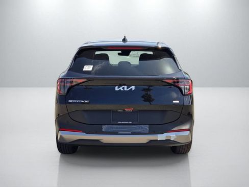 New 2027 Kia Sportage S FWD image 5