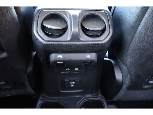 Used 2020 Jeep Gladiator Rubicon image 29