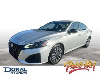 Used 2024 Nissan Altima 2.5 SV FWD video 1