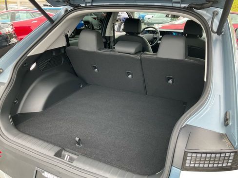 Used 2025 Hyundai Ioniq 5 SEL image 8