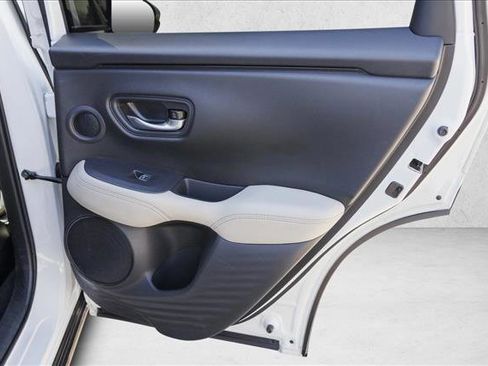 Certified 2026 Honda HR-V EX-L image 27