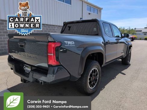Used 2024 Toyota Tacoma TRD Off-Road AWD/4WD image 3