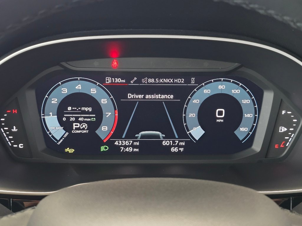 Used 2025 Audi Q3 2.0T Premium AWD/4WD image 24