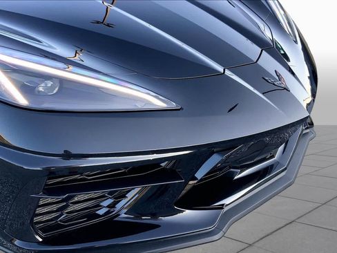 Used 2024 Chevrolet Corvette Stingray Premium Cpe w/ Z51 Performance Package RWD image 25