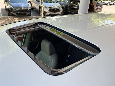 Used 2020 Honda Odyssey Elite image 22