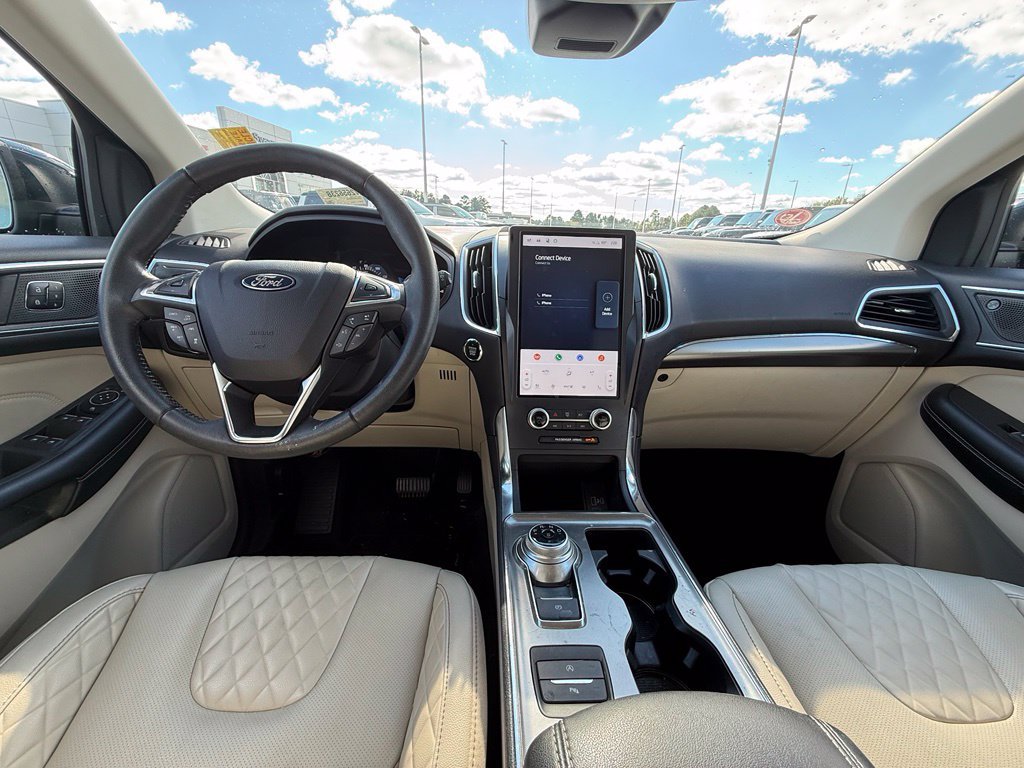 Used 2024 Ford Edge Titanium w/ Equipment Group 301A AWD/4WD image 9