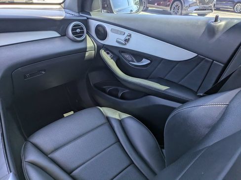 Used 2022 Mercedes-Benz GLC 300 image 21