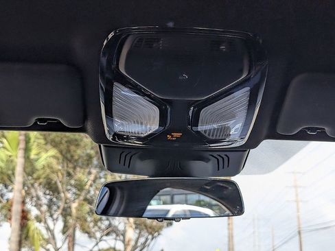 Used 2024 BMW M3 Competition w/ Executive Package image 25