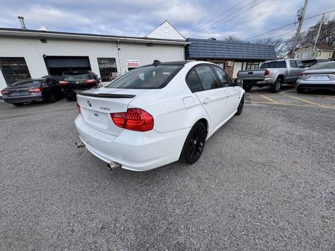 Used 2011 BMW 335i Sedan image 12