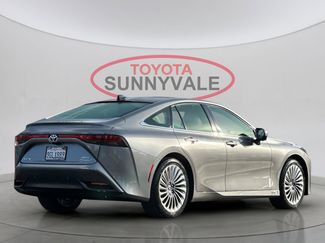 Certified 2023 Toyota Mirai XLE video 3