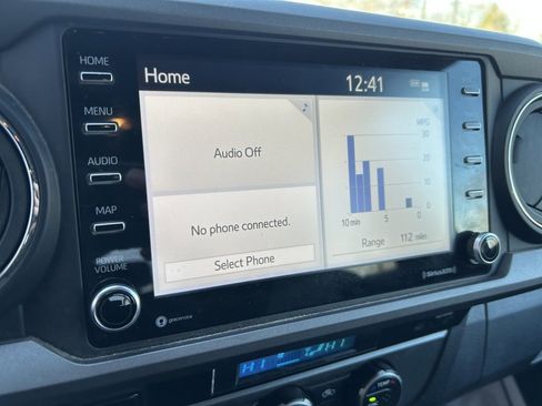 Certified 2023 Toyota Tacoma TRD Off-Road image 16