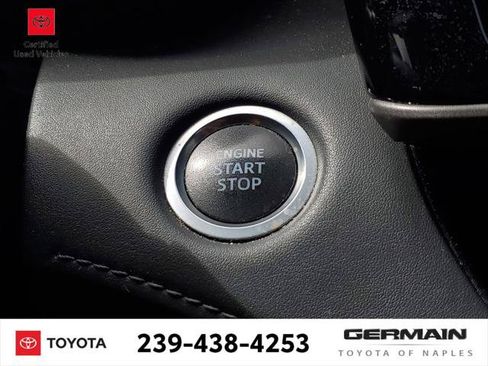 Certified 2020 Toyota Highlander XLE FWD image 34