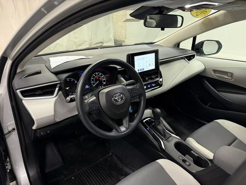Used 2023 Toyota Corolla LE image 23
