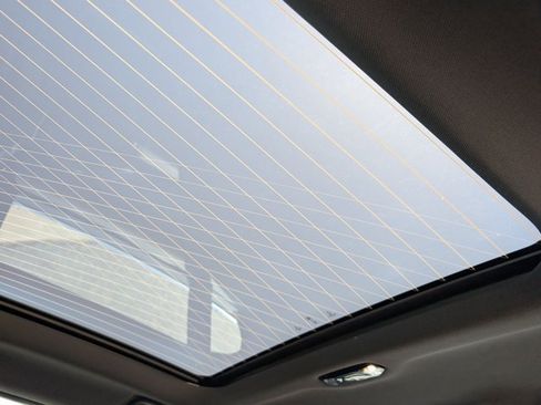 Used 2025 BMW i7 eDrive50 w/ Premium Package RWD image 20