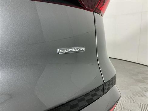Used 2025 Audi Q5 Premium Plus w/ Premium Plus AWD/4WD image 7