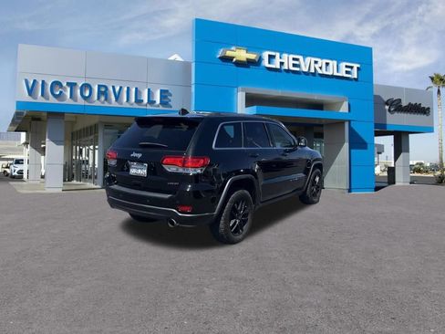Used 2021 Jeep Grand Cherokee Laredo AWD/4WD image 6