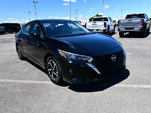 Used 2024 Nissan Sentra SV w/ Trunk Package FWD image 2