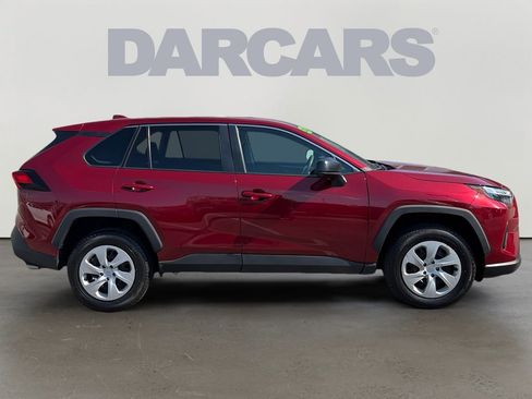 Used 2024 Toyota RAV4 LE AWD/4WD image 8