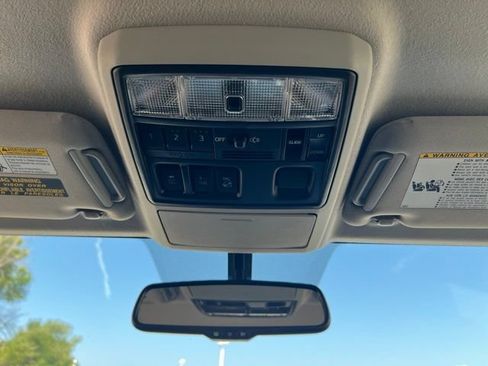 Used 2018 Toyota 4Runner SR5 Premium AWD/4WD image 23