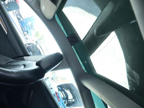 Used 2023 Tesla Model 3 Standard Range RWD image 18