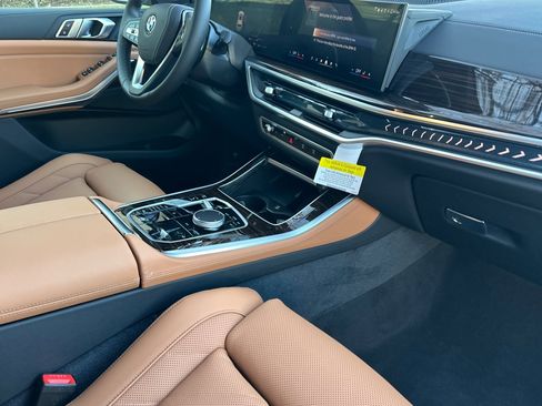 New 2026 BMW X5 xDrive40i w/ Parking Assistance Package image 13