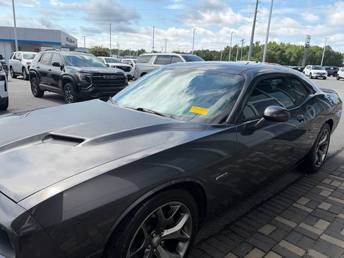 Used 2016 Dodge Challenger R/T w/ Sound Group RWD image 3