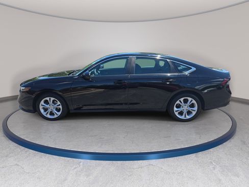 Used 2023 Honda Accord LX image 8