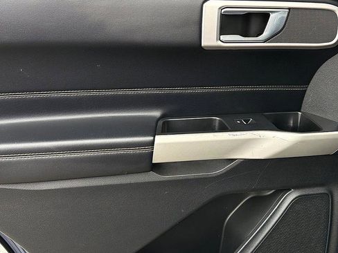 Used 2021 Ford Explorer XLT w/ Class III Trailer Tow Package image 10