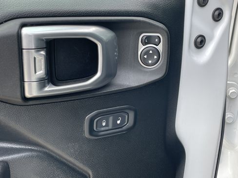 Used 2020 Jeep Wrangler Unlimited Sport S AWD/4WD image 14