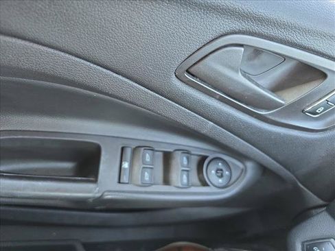 Used 2014 Ford Escape S FWD image 27