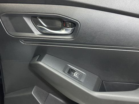 Certified 2025 Honda Accord SE image 35