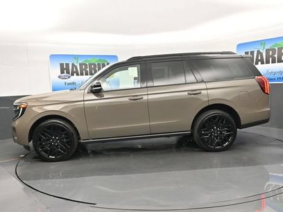 New 2026 Ford Expedition Platinum w/ Stealth Performance Package