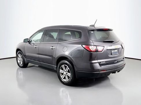 Used 2017 Chevrolet Traverse LT image 5