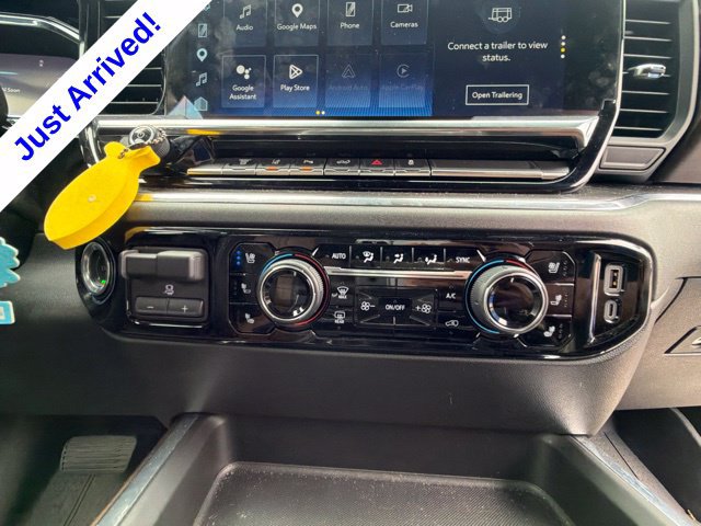Used 2024 Chevrolet Silverado 2500 High Country AWD/4WD image 39