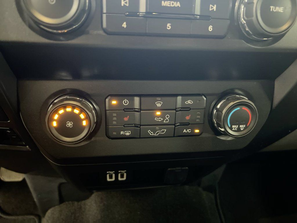 Used 2020 Ford F150 XLT w/ Equipment Group 302A Luxury AWD/4WD image 16