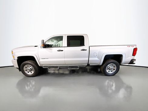 Used 2019 Chevrolet Silverado 3500 W/T w/ WT Convenience Package image 6