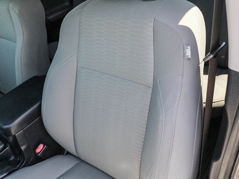 Used 2019 Toyota Tacoma SR5 RWD image 16
