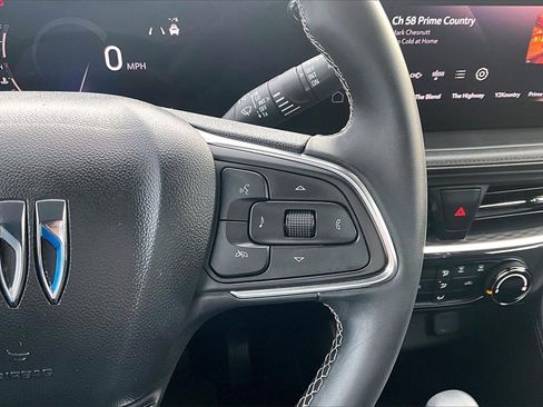 Used 2025 Buick Encore GX Preferred image 18