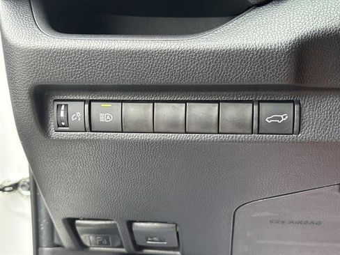 Used 2024 Toyota RAV4 XLE Premium image 27