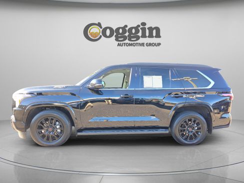 Used 2024 Toyota Sequoia SR5 image 3